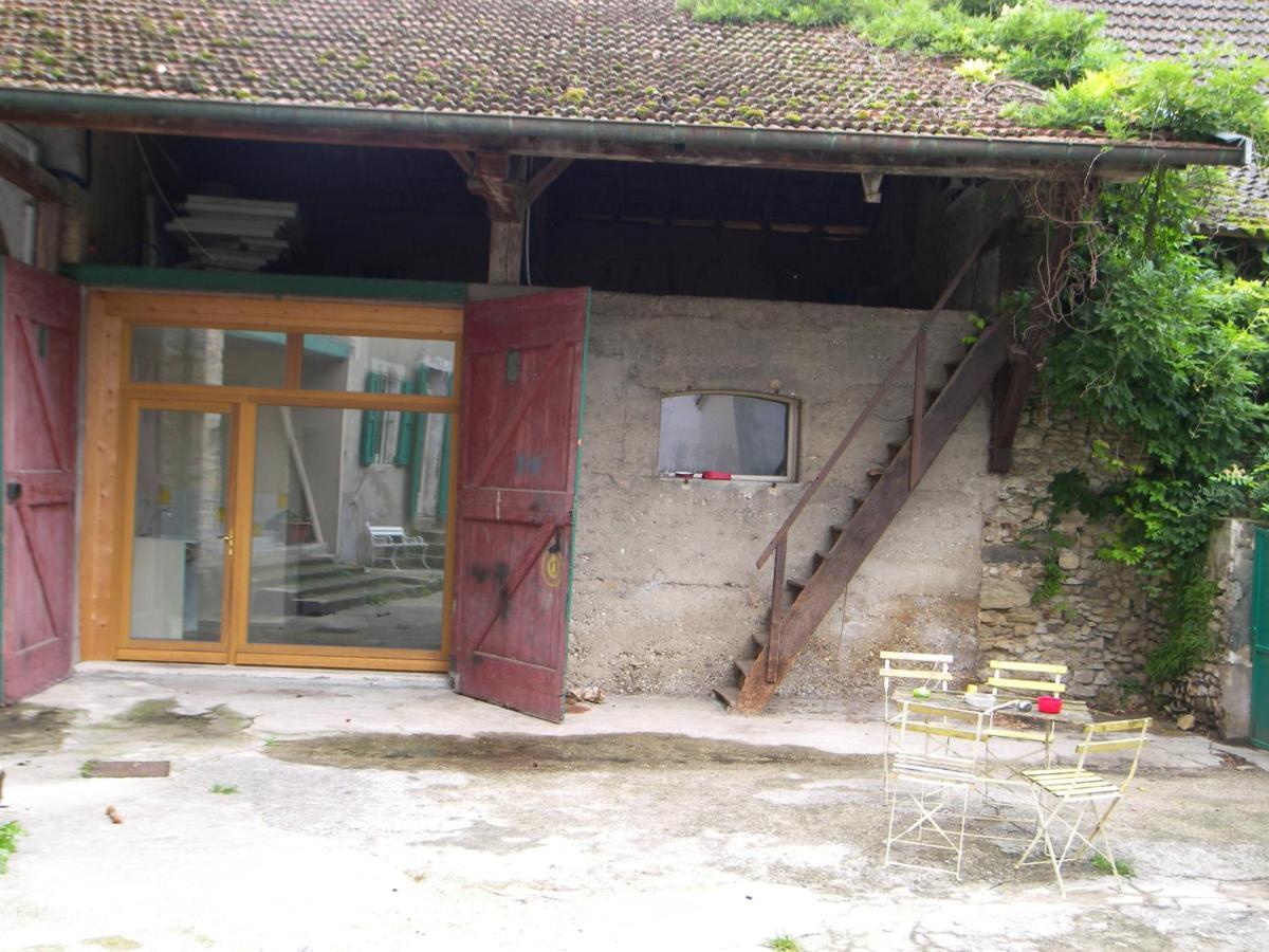 Grand Studio Et Jolies Chambres A Louer Passins Exterior foto