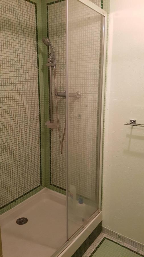 Grand Studio Et Jolies Chambres A Louer Passins Exterior foto
