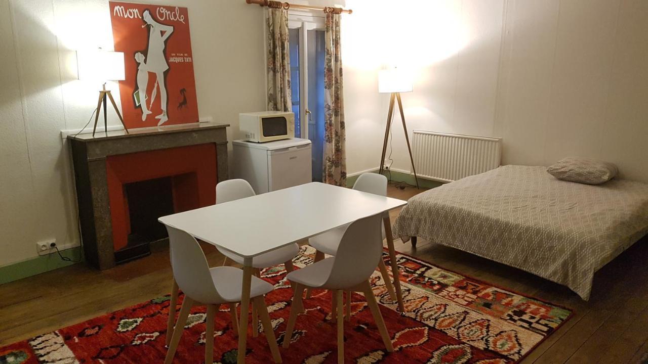 Grand Studio Et Jolies Chambres A Louer Passins Exterior foto